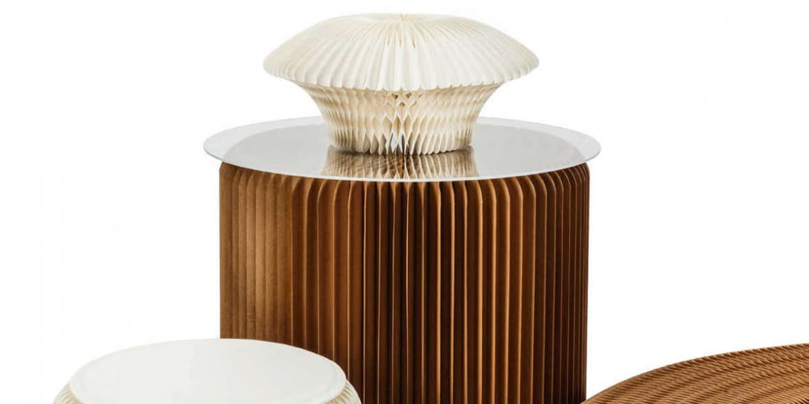 Столи для холу