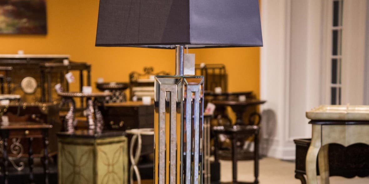 Підлогові лампи/Торшери