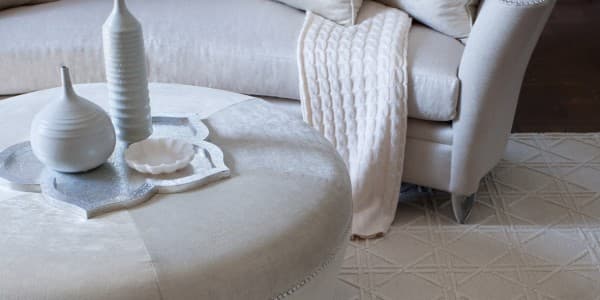 Софа трехместная обивка Platinum