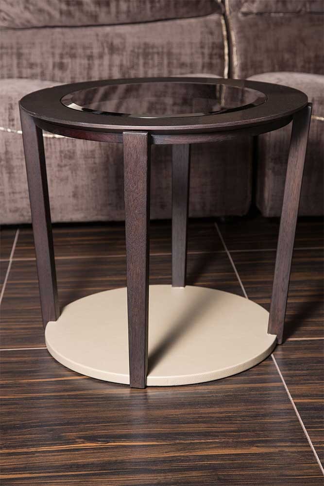 Круглый столик под лампу