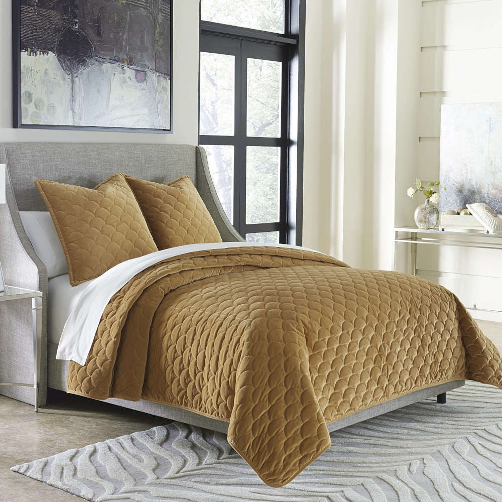 "Villanova", Декоративное покрывало и подушки, набор из 3 предметов (Queen)